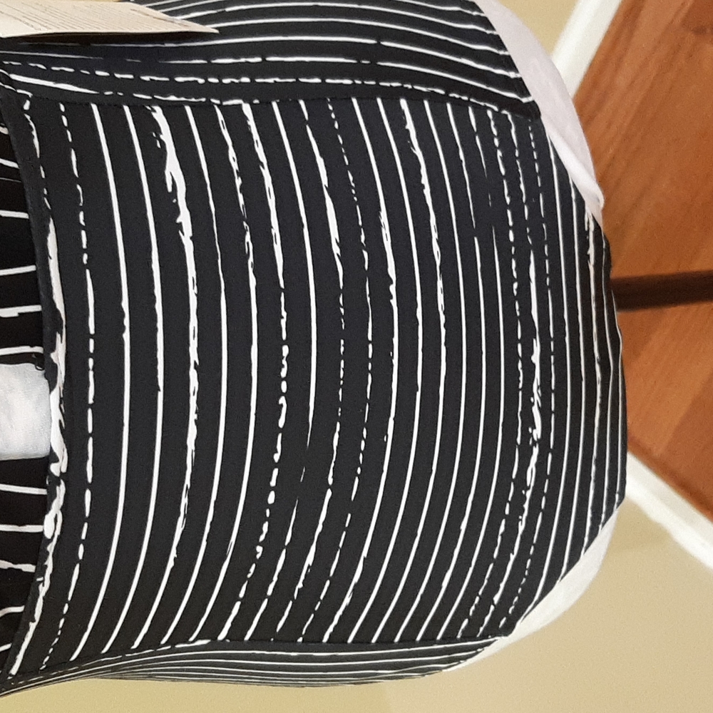Cocoship Halter Top black & white size 6 - Picture 2 of 7